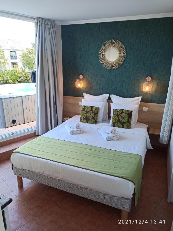 Appartement Rooftop- Jacuzzi - Terrasse - Parking à Antibes Extérieur photo