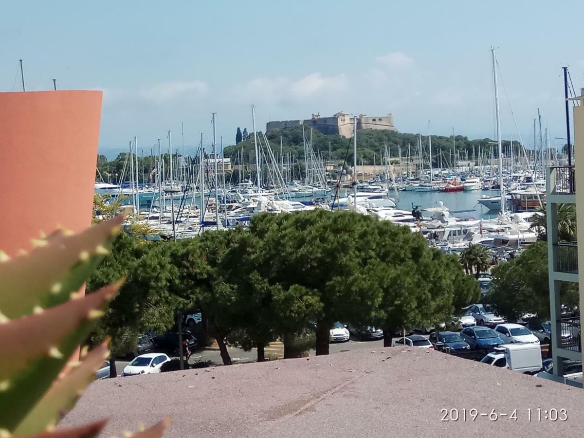 Appartement Rooftop- Jacuzzi - Terrasse - Parking à Antibes Extérieur photo