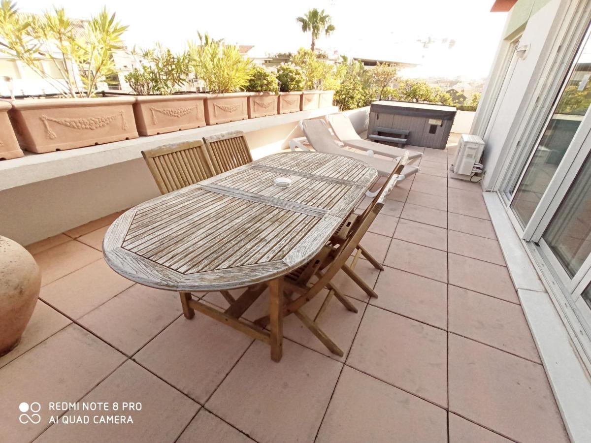 Appartement Rooftop- Jacuzzi - Terrasse - Parking à Antibes Extérieur photo